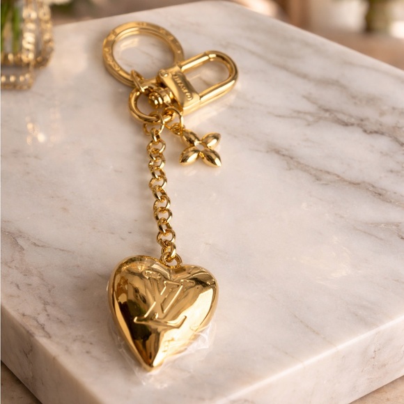 Louis Vuitton Accessories - LV Gold Heart Key Holder/Bag Charm